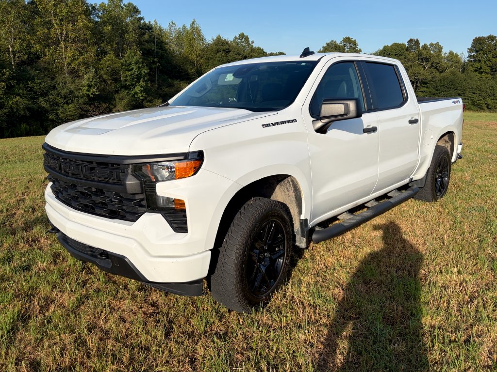2024 Chevrolet Silverado 1500 Custom