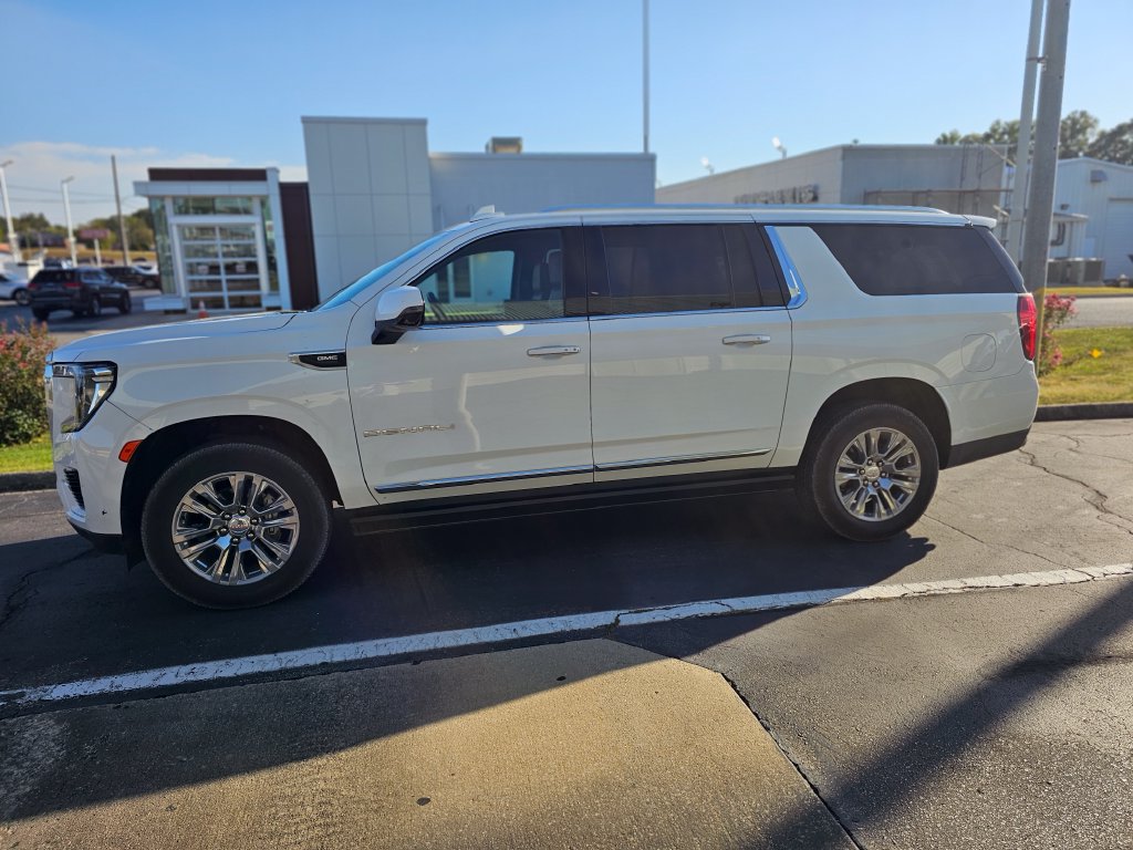 2023 GMC Yukon XL