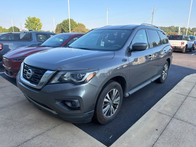 2019 Nissan Pathfinder SV