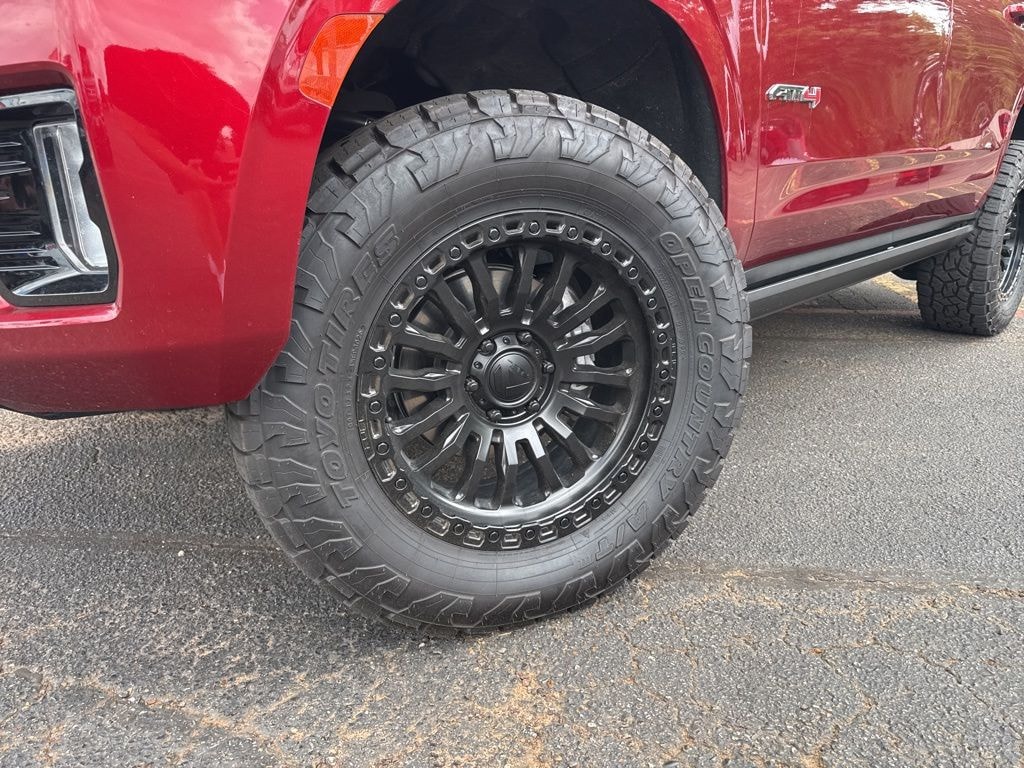 Used 2024 GMC Yukon AT4 SUV