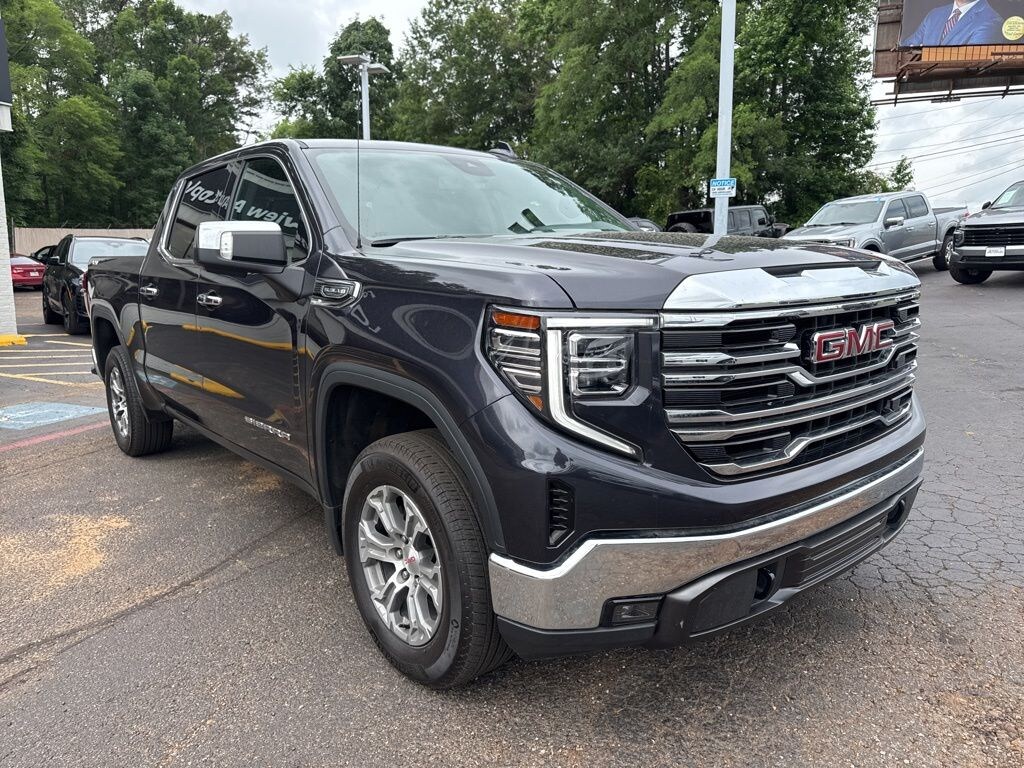 Used 2024 GMC Sierra 1500 SLT Truck