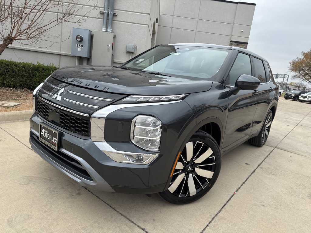 2026 Mitsubishi Outlander SE SUV