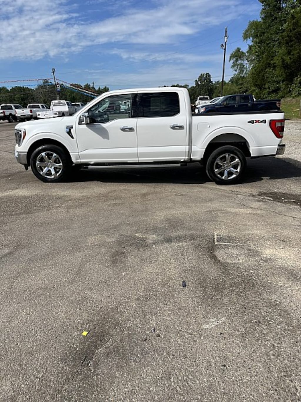 Used 2023 Ford F-150 4WD LARIAT Full Size Truck