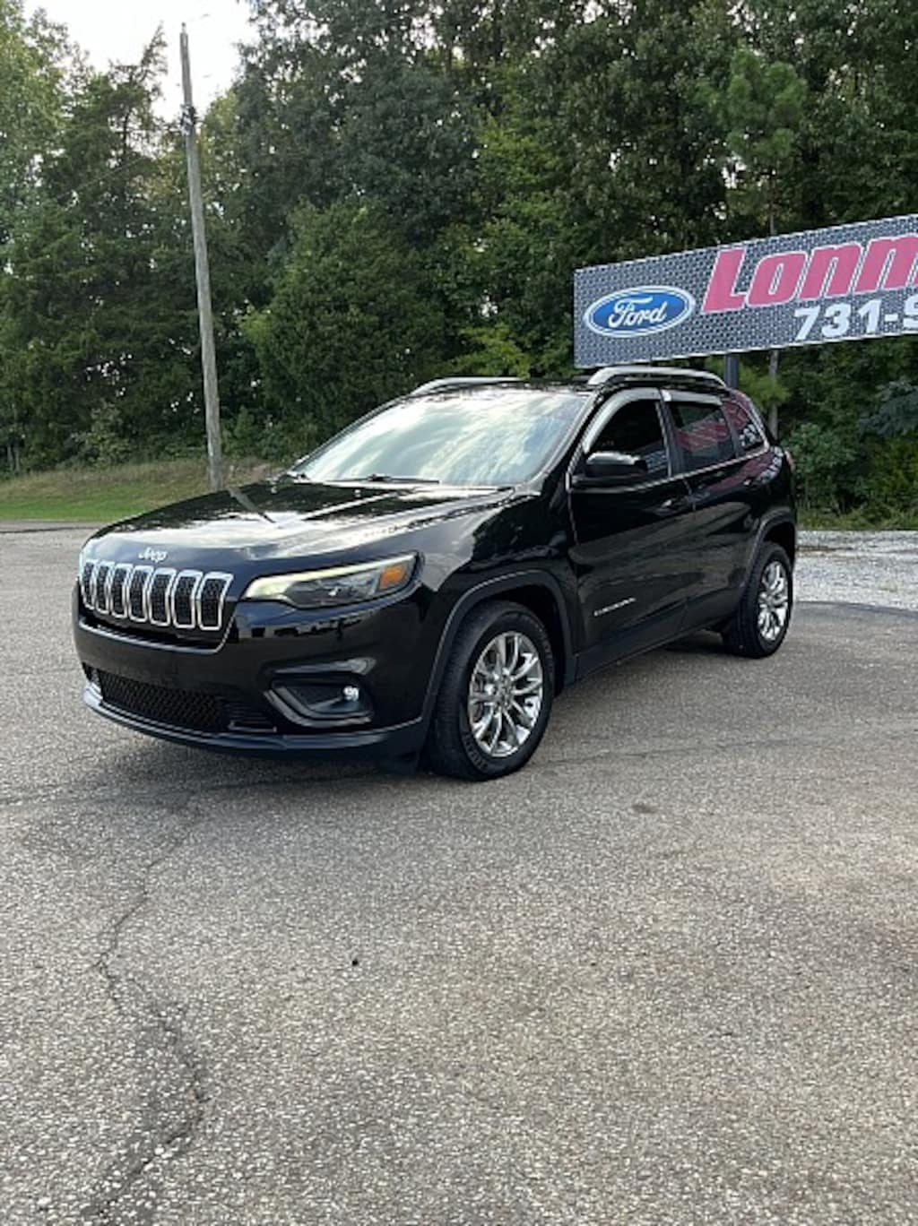 Used 2019 Jeep Cherokee Latitude Plus Full Size SUV