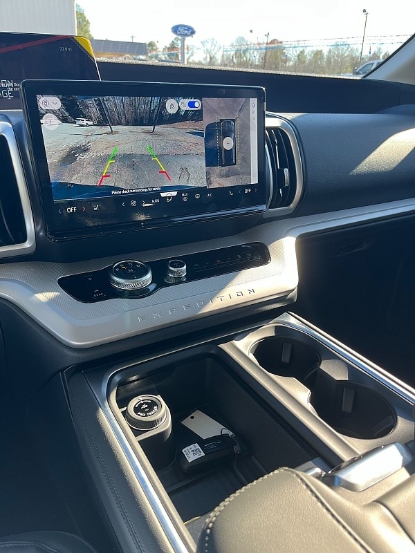 2026 Ford Expedition Active - Photo 9