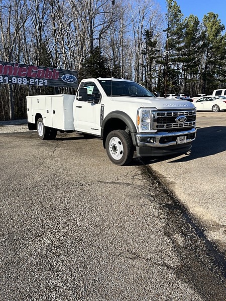 2024 Ford F-550 Super Duty Chassis Cab XL