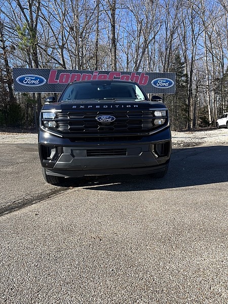 2026 Ford Expedition Active - Photo 2