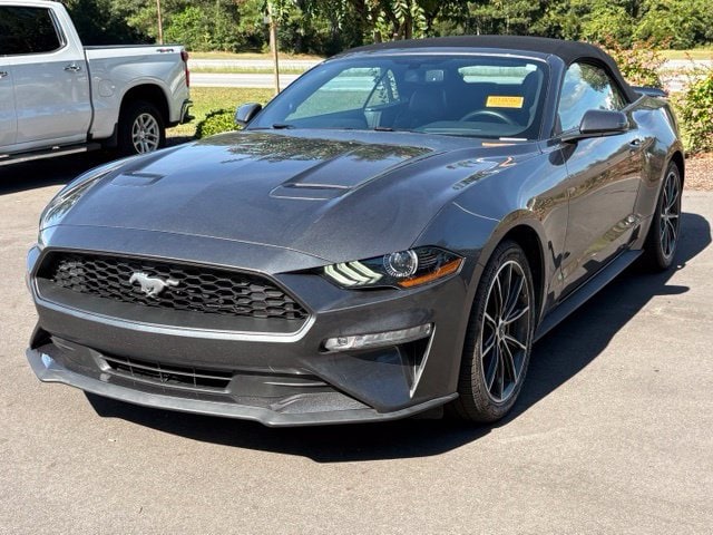 2020 Ford Mustang