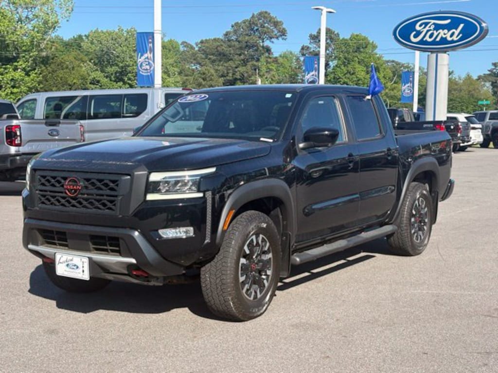 Used 2022 Nissan Frontier PRO-4X Truck