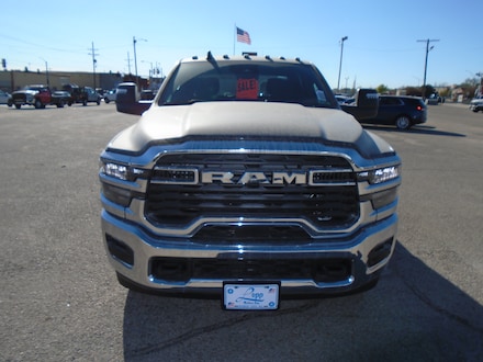 2026 Ram 3500 BIG HORN CREW CAB 4X4 8' BOX Pickup