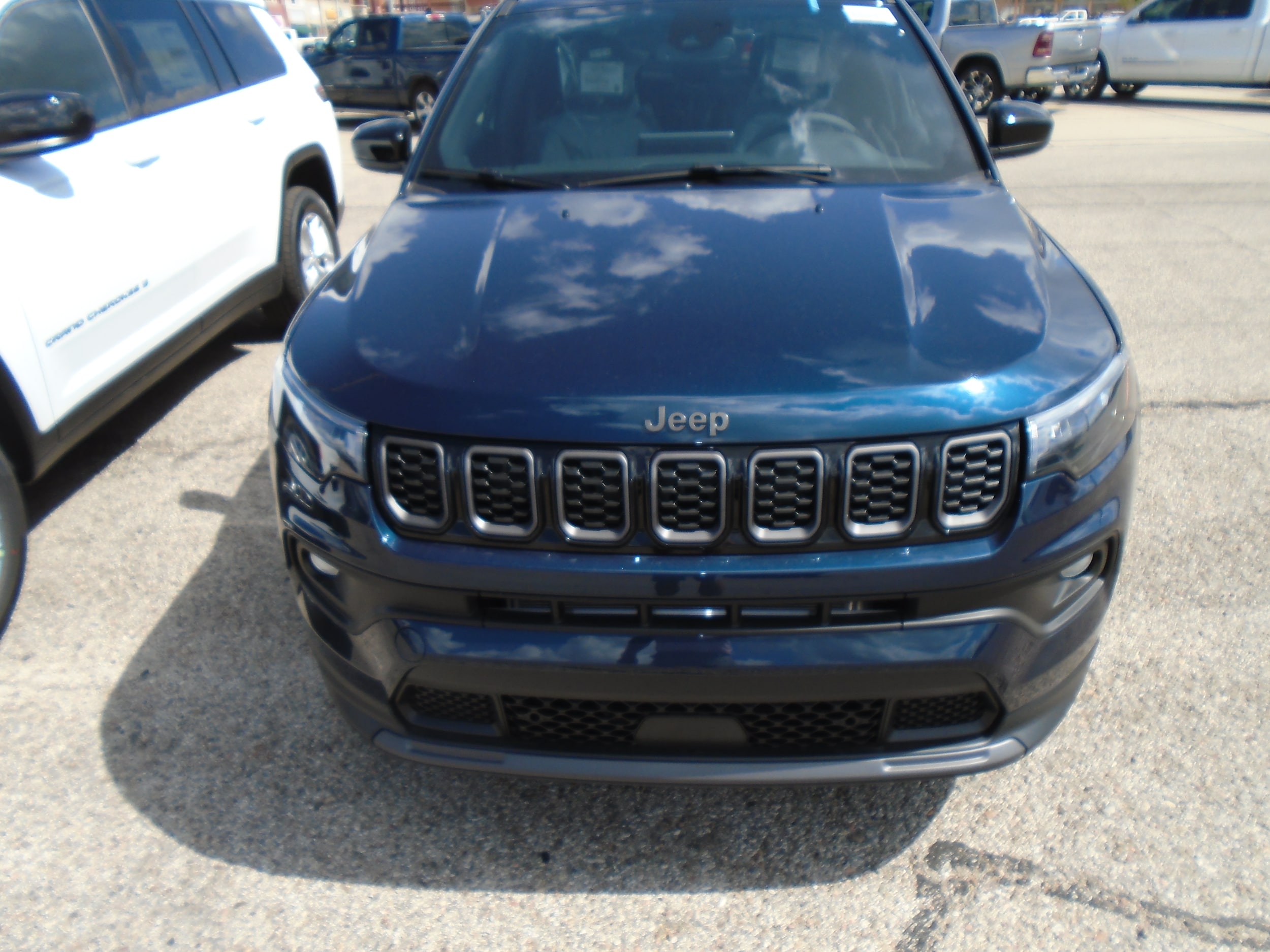 2026 Jeep Compass Latitude Altitude