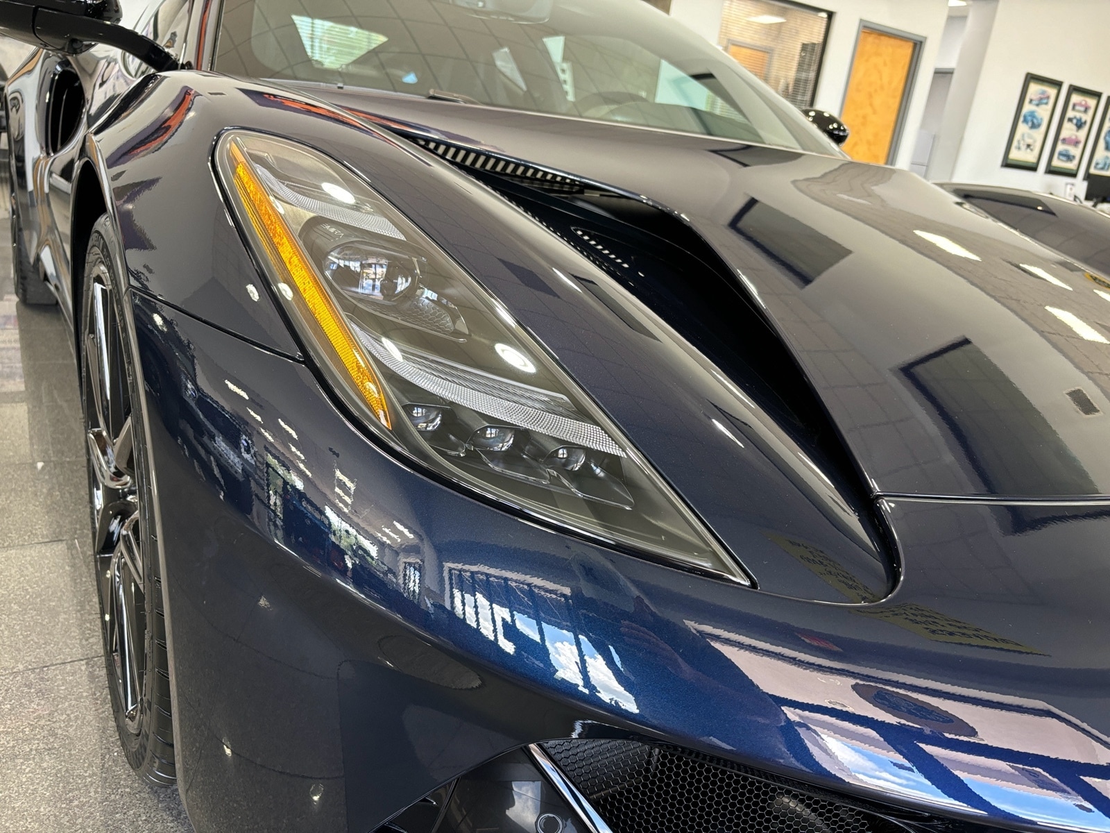 2024 Lotus Emira First Edition - Photo 27