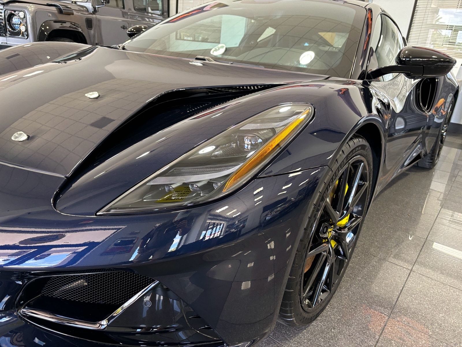 2024 Lotus Emira First Edition - Photo 30