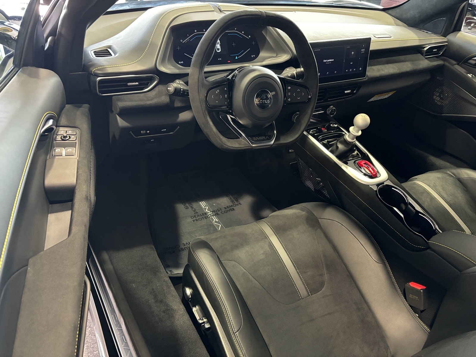 2024 Lotus Emira First Edition - Photo 6