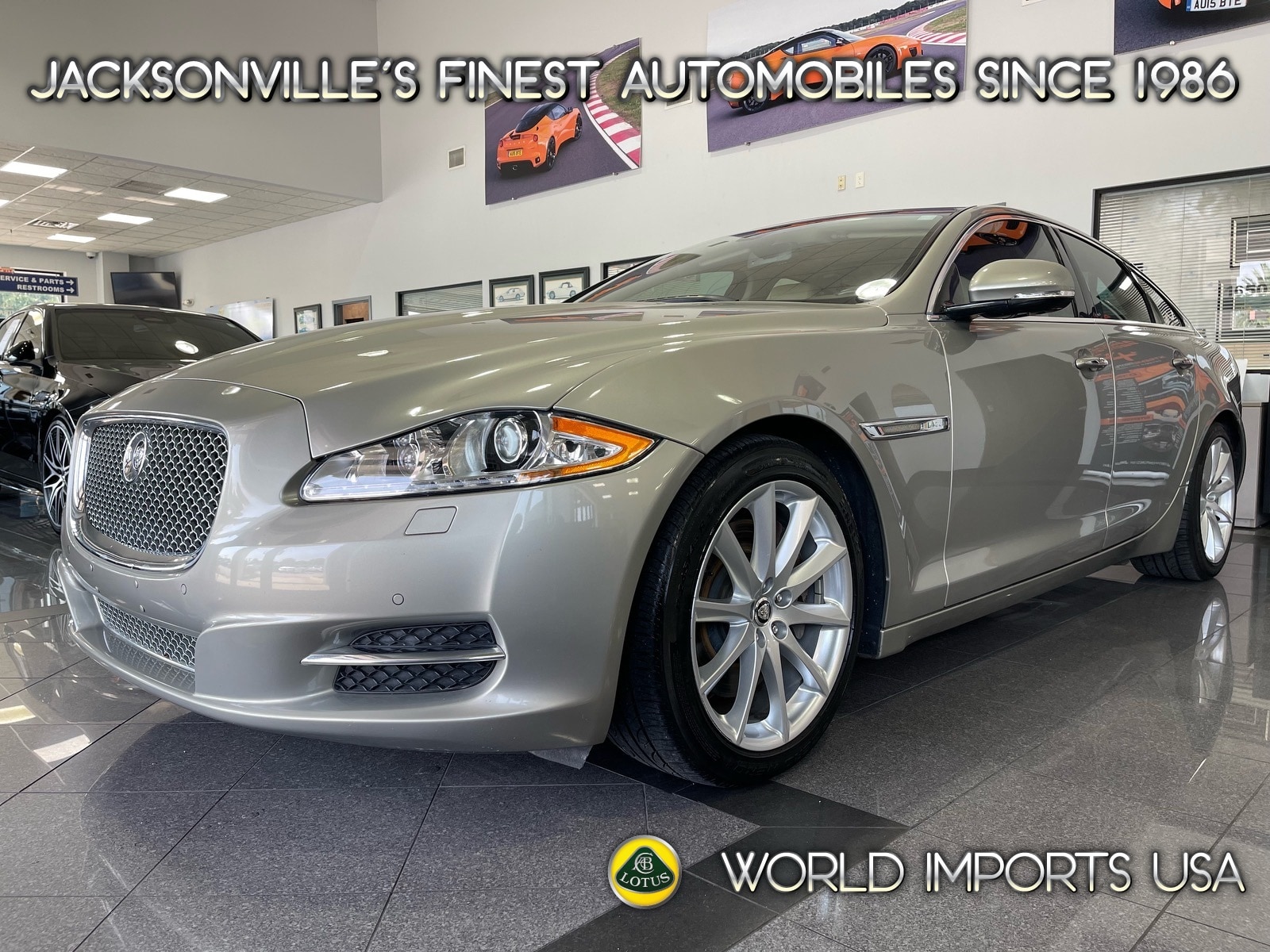2013 Jaguar XJ Base