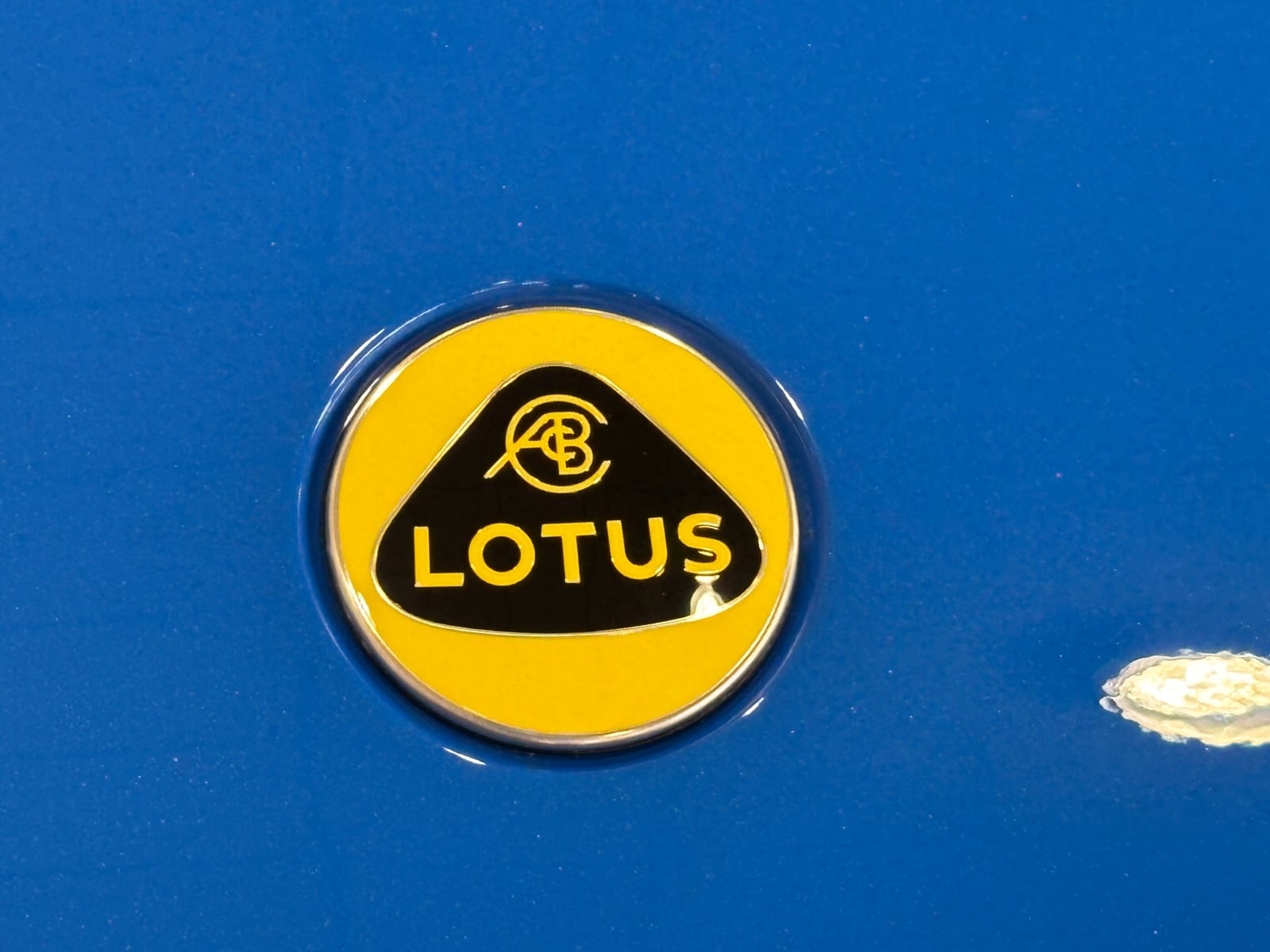2024 Lotus Emira First Edition - Photo 30
