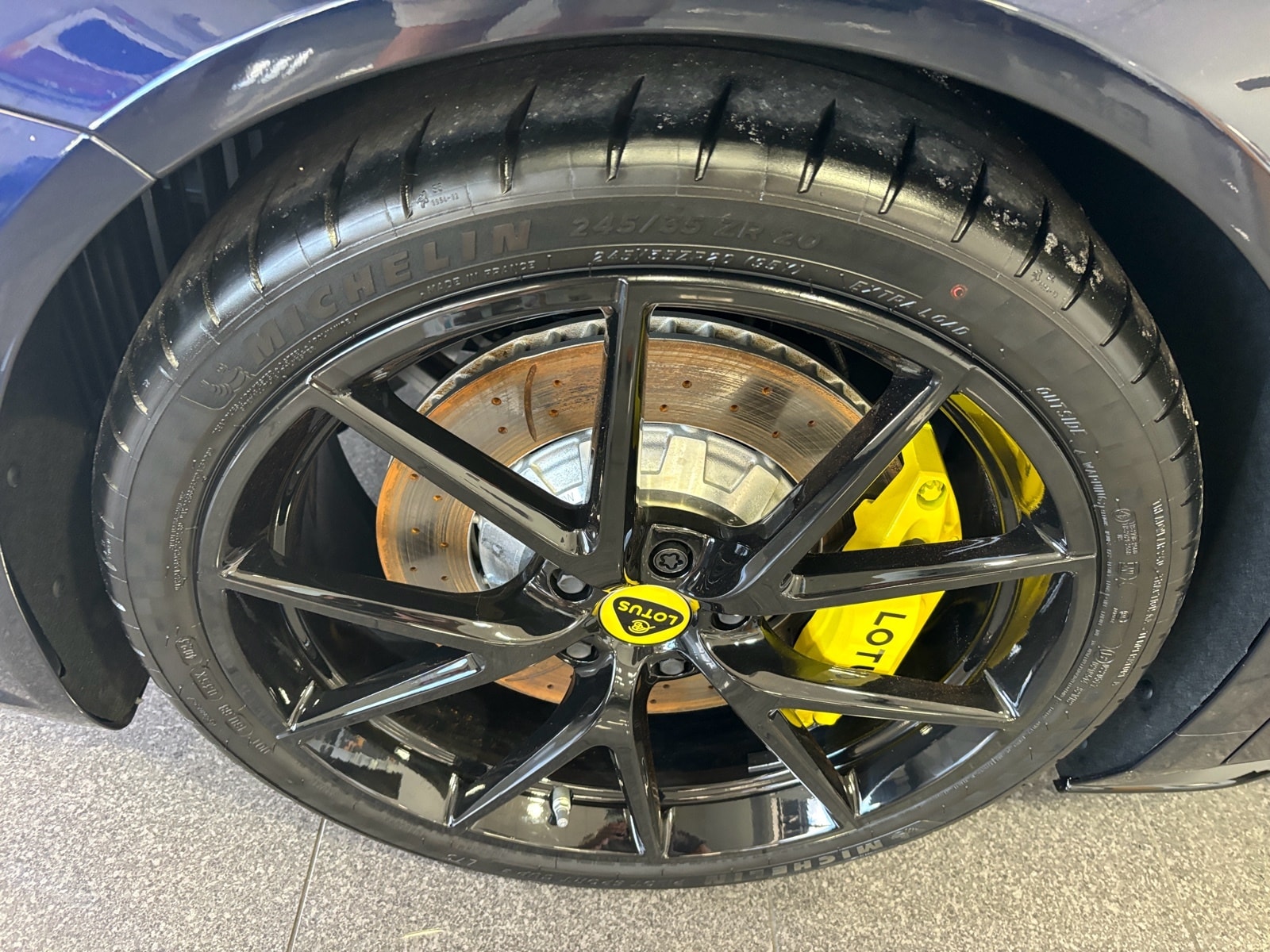 2024 Lotus Emira First Edition - Photo 33