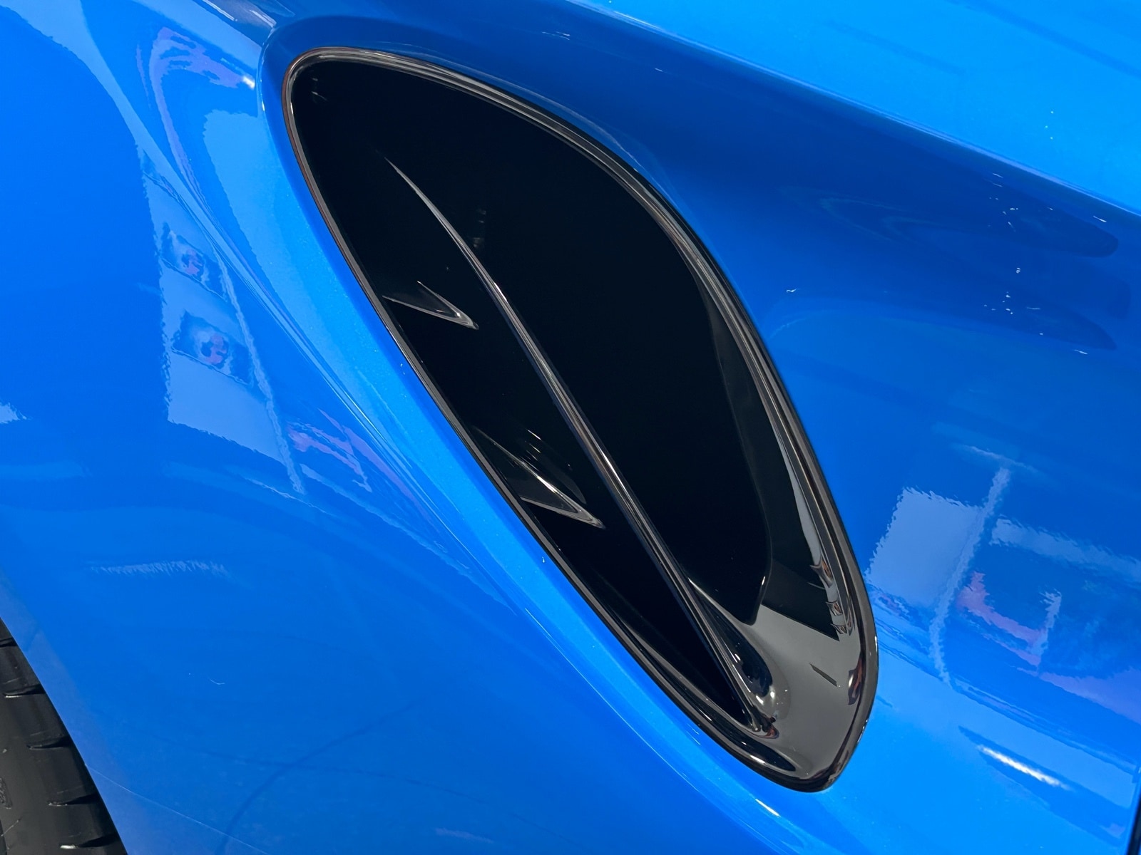 2024 Lotus Emira First Edition - Photo 19
