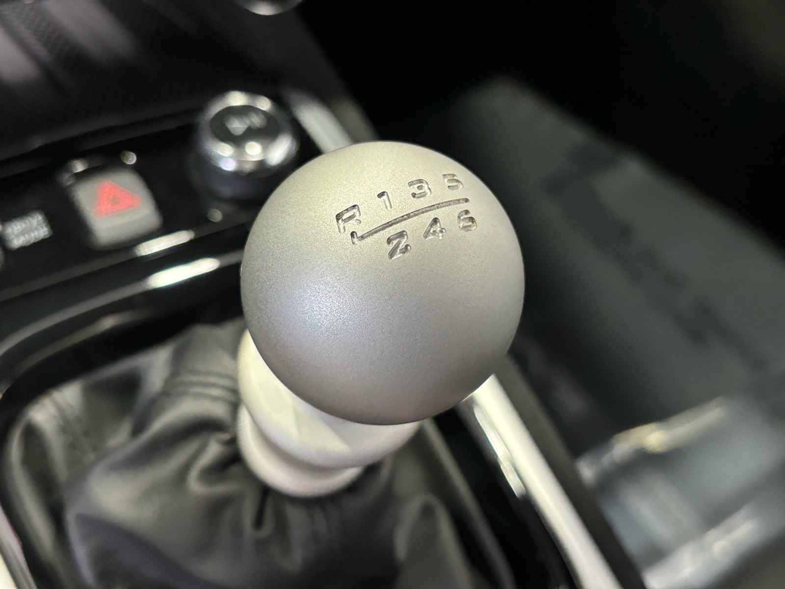 2024 Lotus Emira First Edition - Photo 39