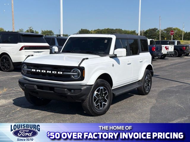 2025 Ford Bronco SUV 