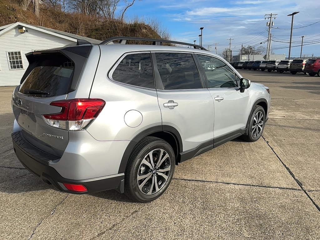 Used 2024 Subaru Forester Limited SUV