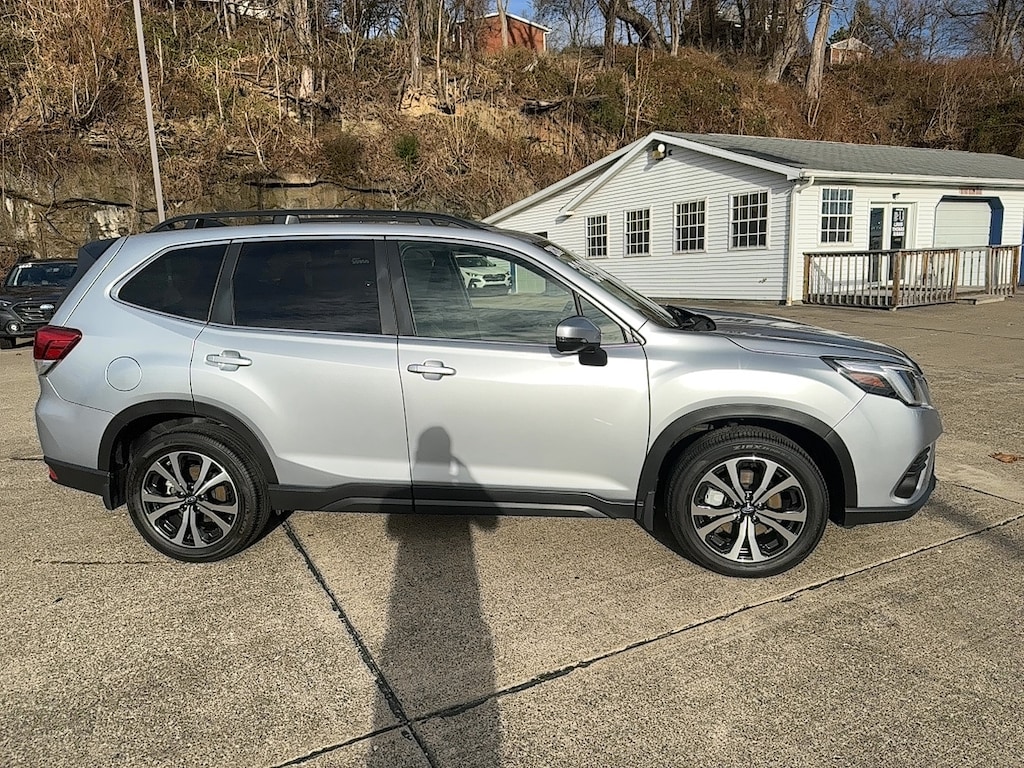 Used 2024 Subaru Forester Limited SUV