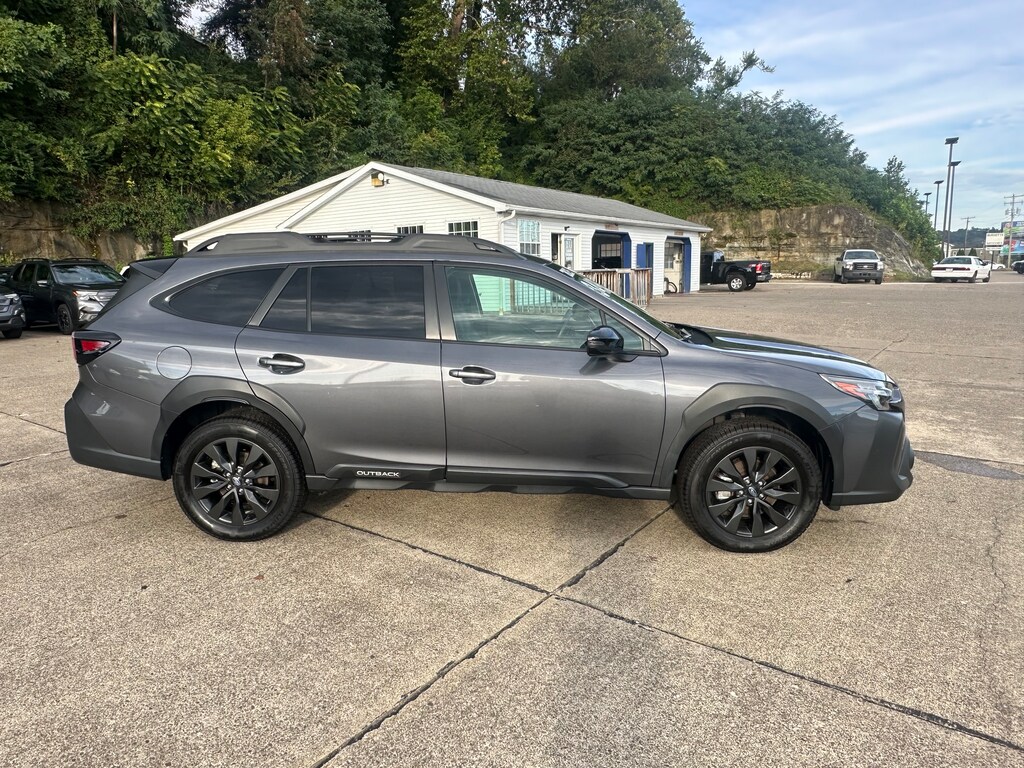 Used 2025 Subaru Outback Onyx Edition XT SUV
