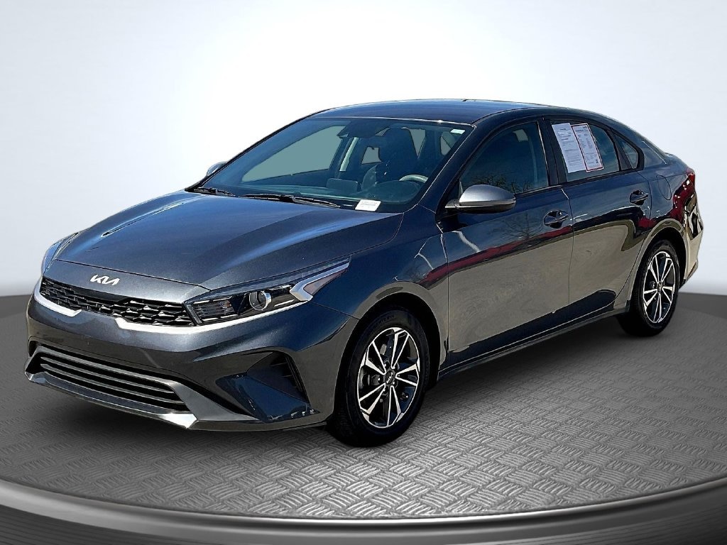 Used 2023 Kia Forte LXS Sedan