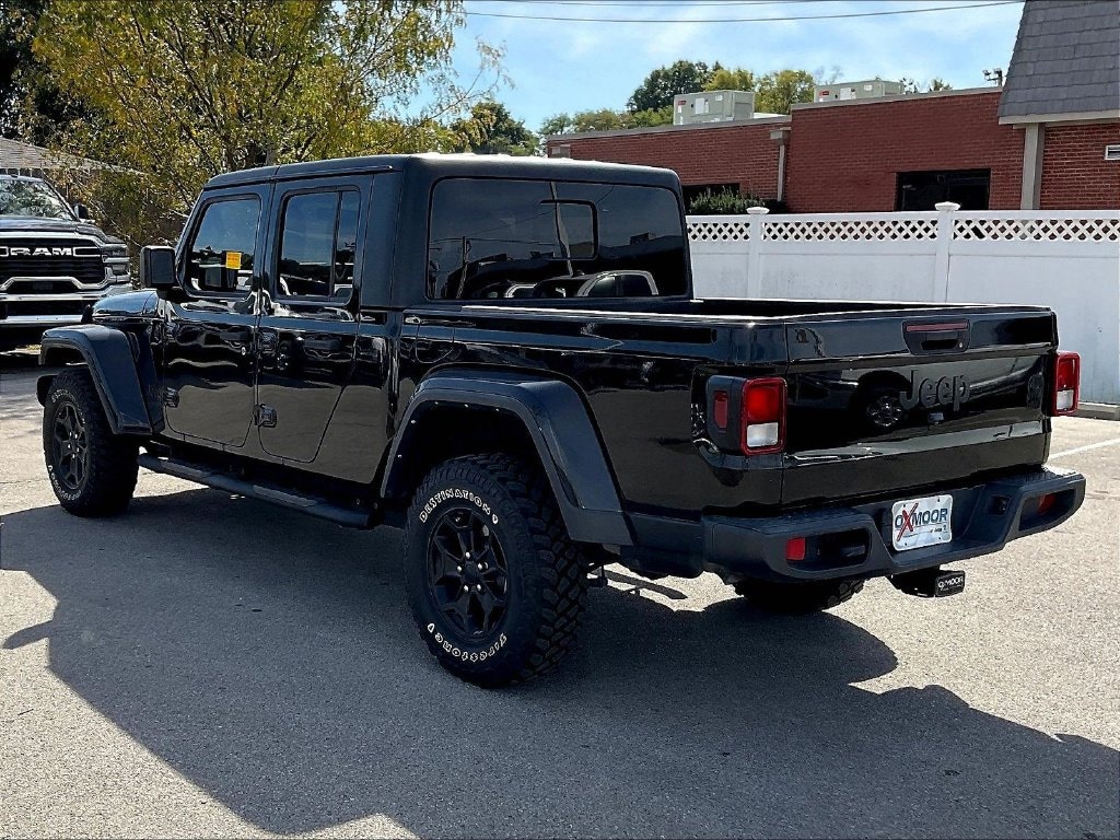 Used 2021 Jeep Gladiator Sport Truck Crew Cab