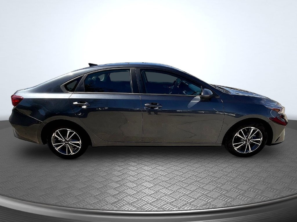 Used 2023 Kia Forte LXS Sedan