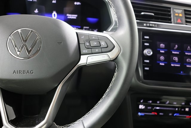 2022 Volkswagen Tiguan SE - Photo 19