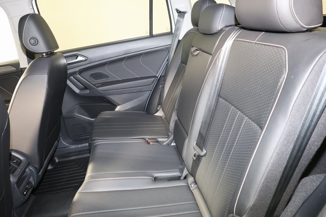 2022 Volkswagen Tiguan SE - Photo 24