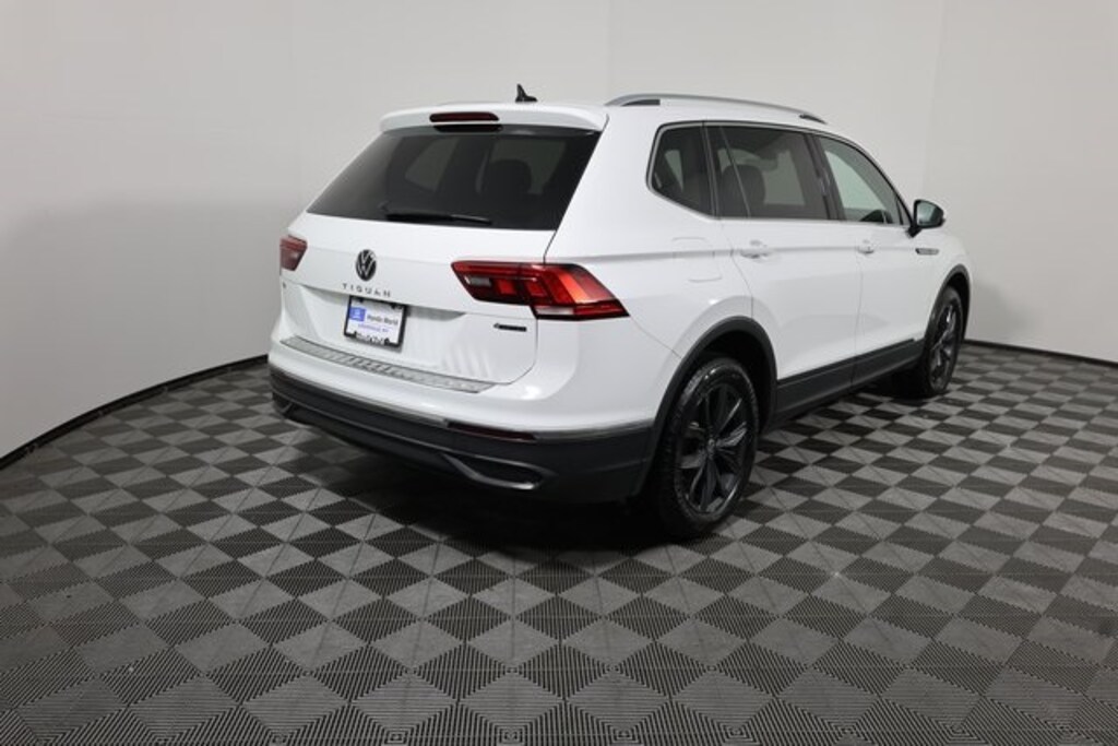 Used 2022 Volkswagen Tiguan 2.0T SE SUV