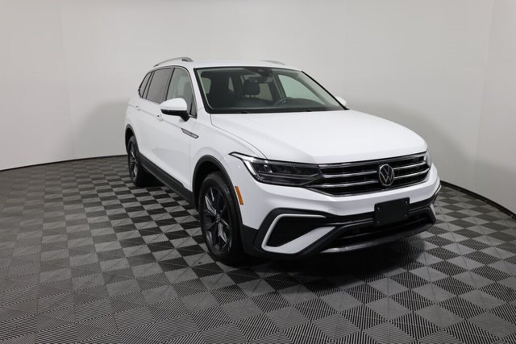 Used 2022 Volkswagen Tiguan 2.0T SE SUV