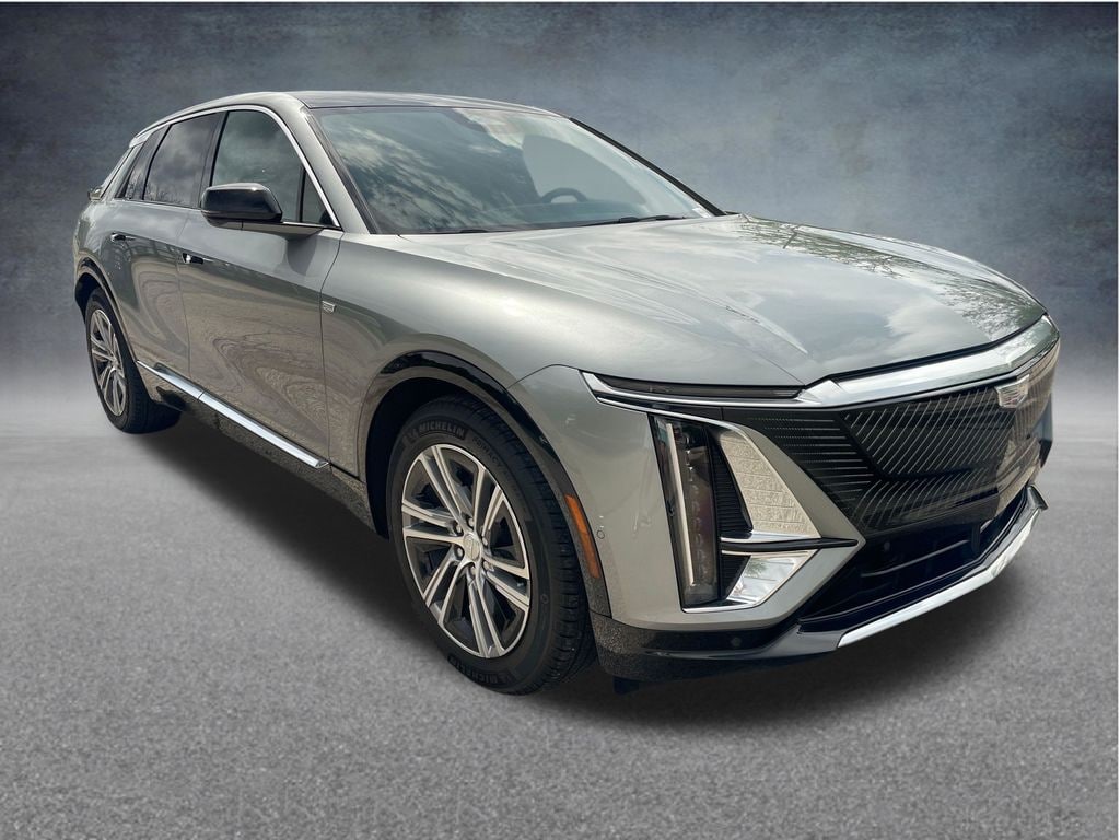 Used 2024 CADILLAC LYRIQ Luxury SUV