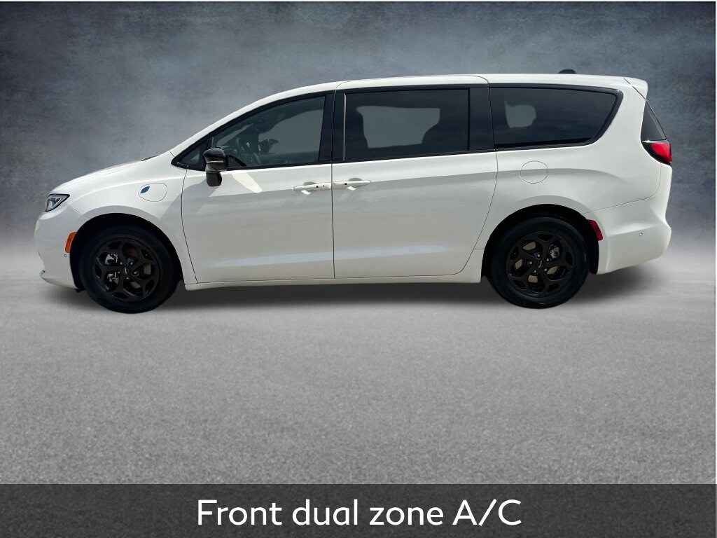 Used 2024 Chrysler Pacifica Plug-In Hybrid Select Van Passenger Van
