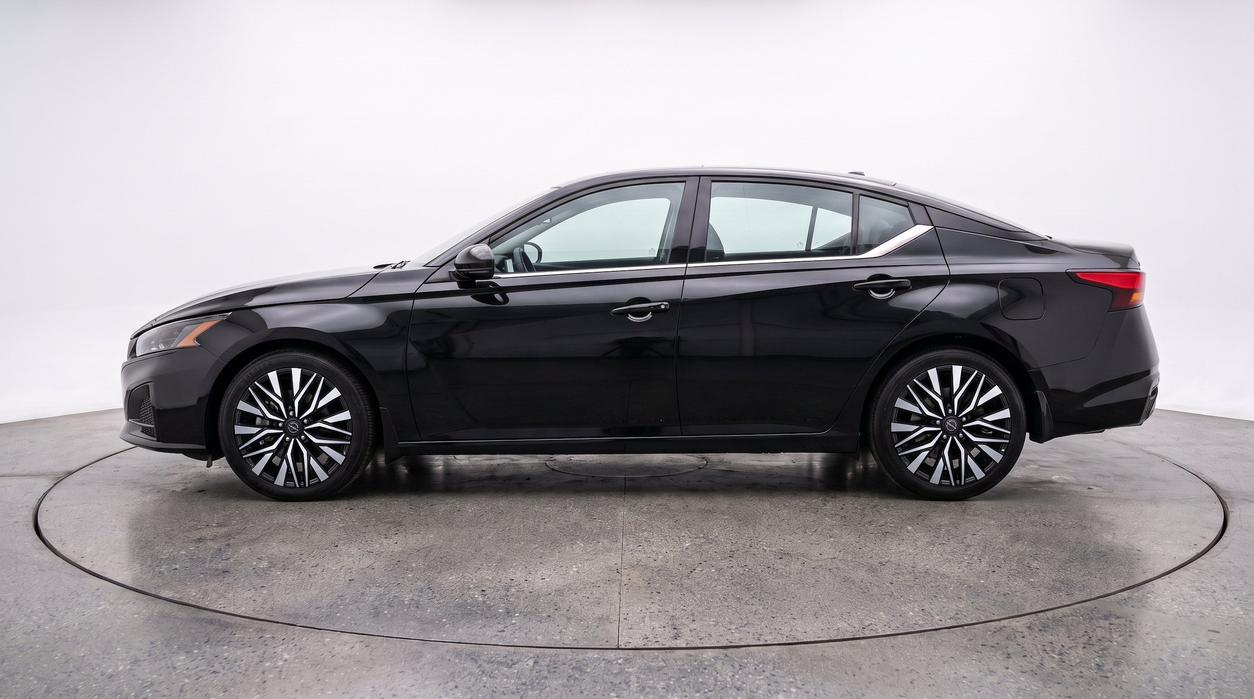 Thumbnail: 2026 Nissan Altima - 5