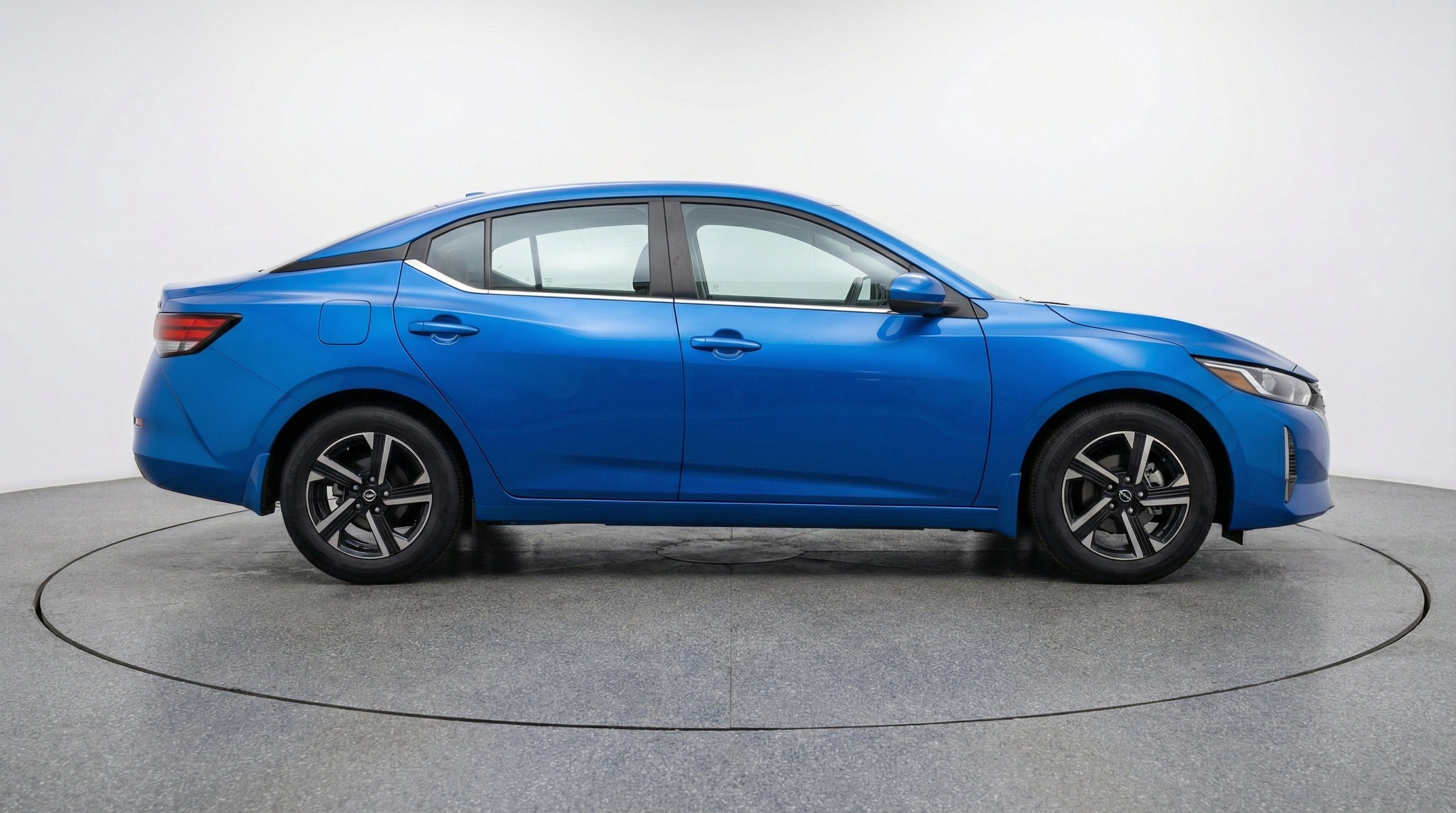 Thumbnail: 2025 Nissan Sentra - 11