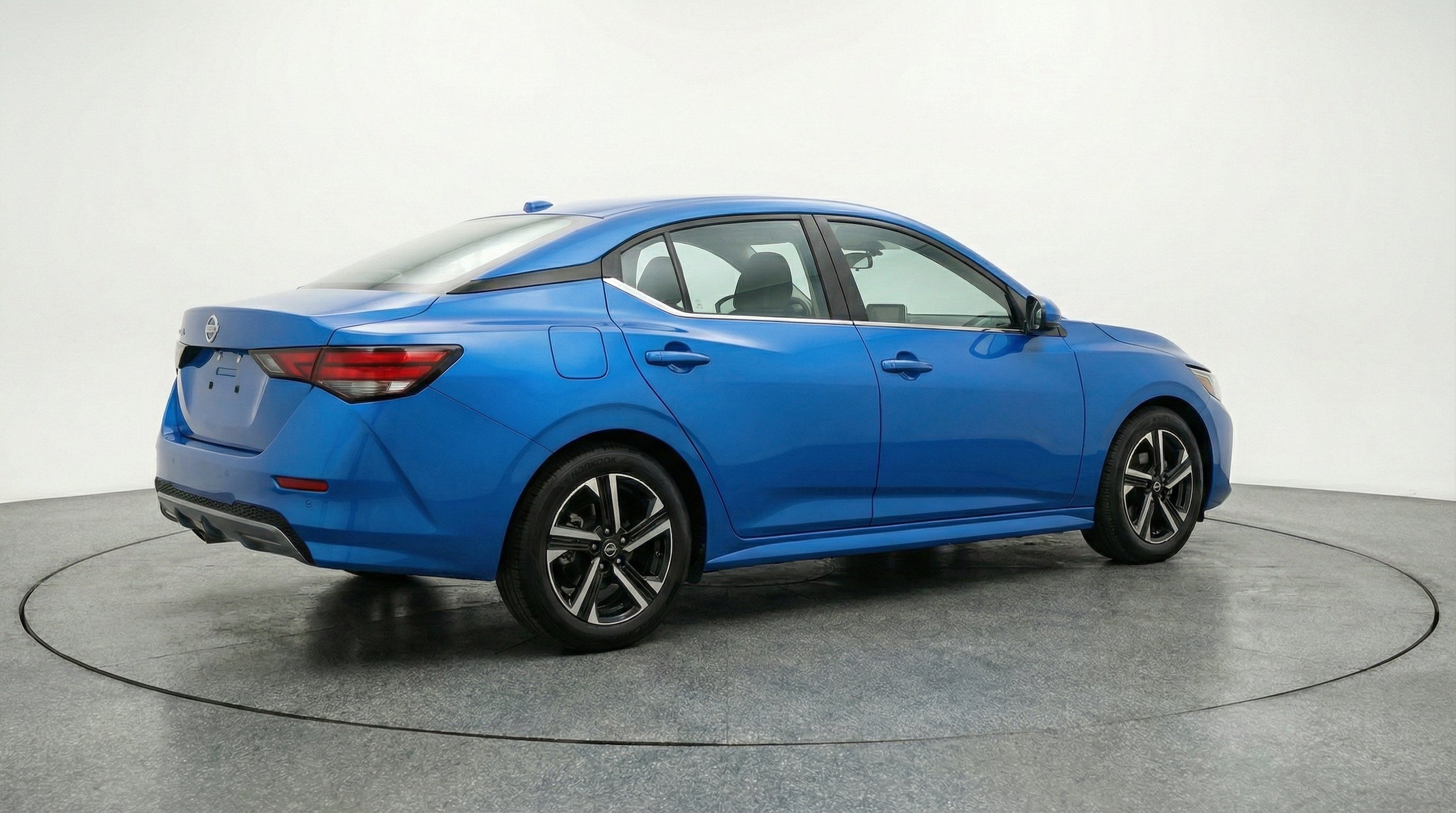 Thumbnail: 2025 Nissan Sentra - 9
