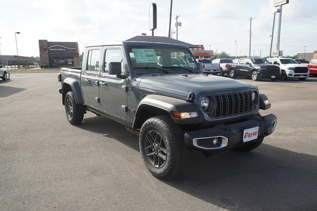 New 2026 Jeep Gladiator Sport Pickup