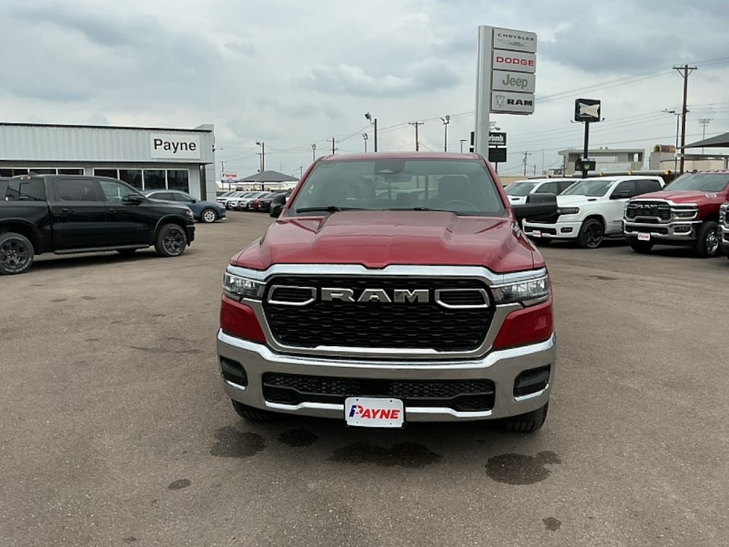 New 2026 Ram 1500 TRADESMAN CREW CAB 4X4 5'7 BOX Pickup