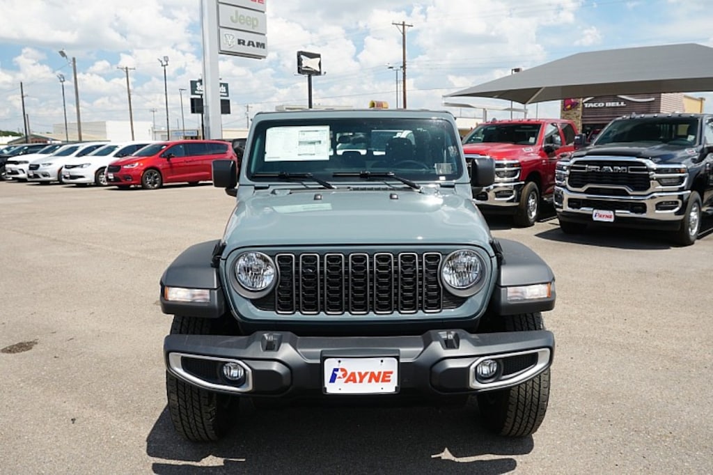 New 2026 Jeep Gladiator Sport Pickup