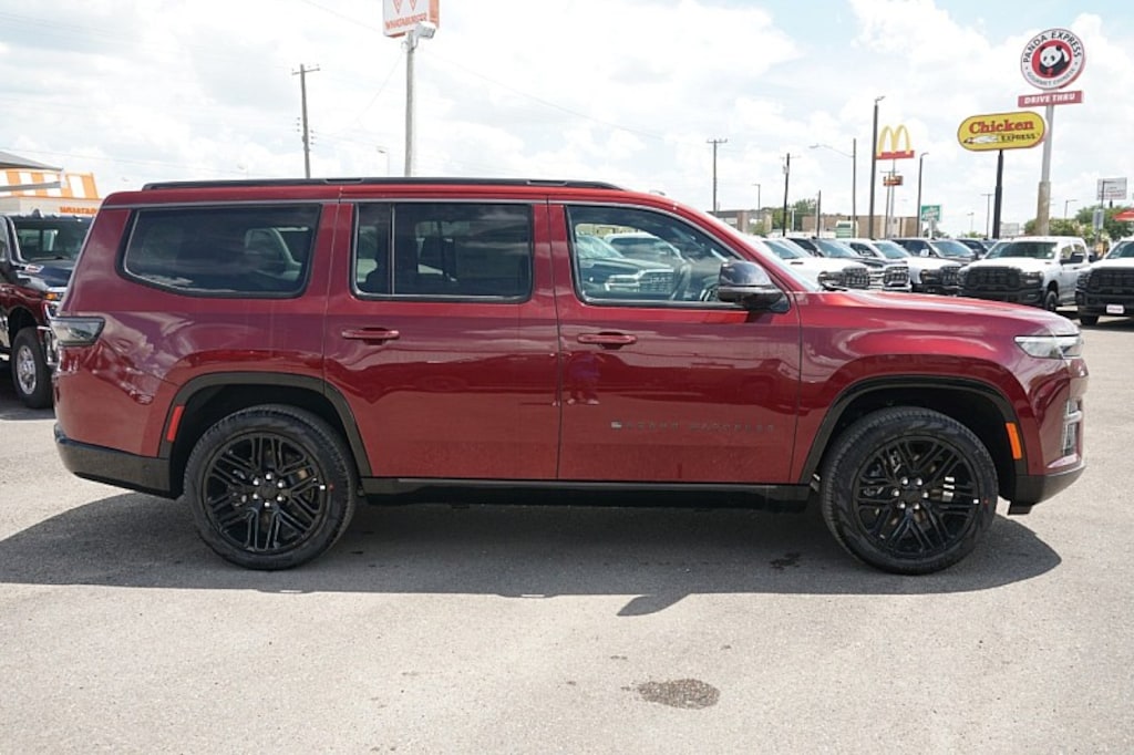 New 2026 Jeep Grand Wagoneer LIMITED RESERVE 4X4 Sport Utility