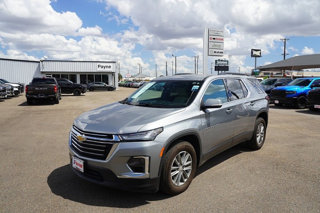 Used 2023 Chevrolet Traverse LT Cloth