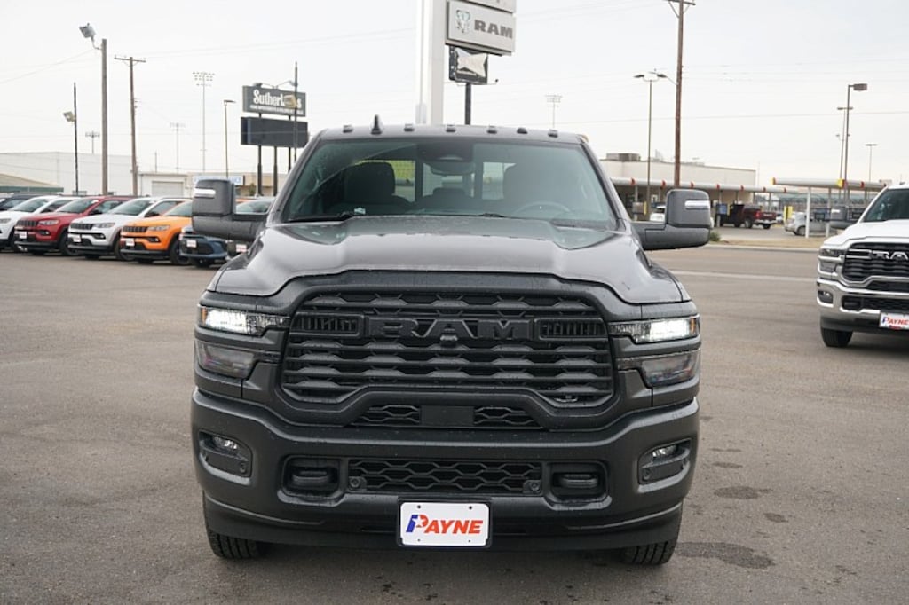 New 2026 Ram 2500 TRADESMAN CREW CAB 4X4 8' BOX Pickup