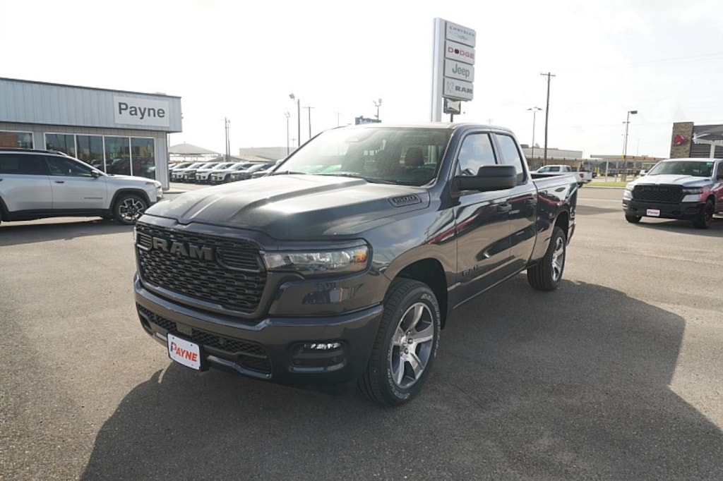 New 2026 Ram 1500 EXPRESS QUAD CAB 4X4 6'4 BOX Pickup