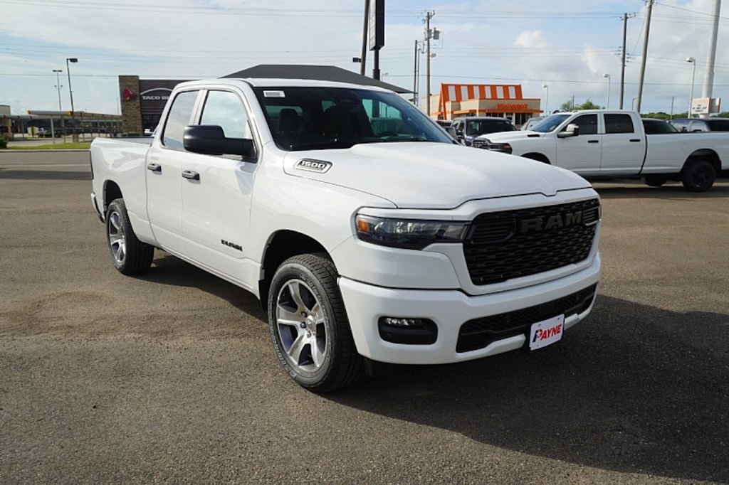 New 2026 Ram 1500 EXPRESS QUAD CAB 4X4 6'4 BOX Pickup