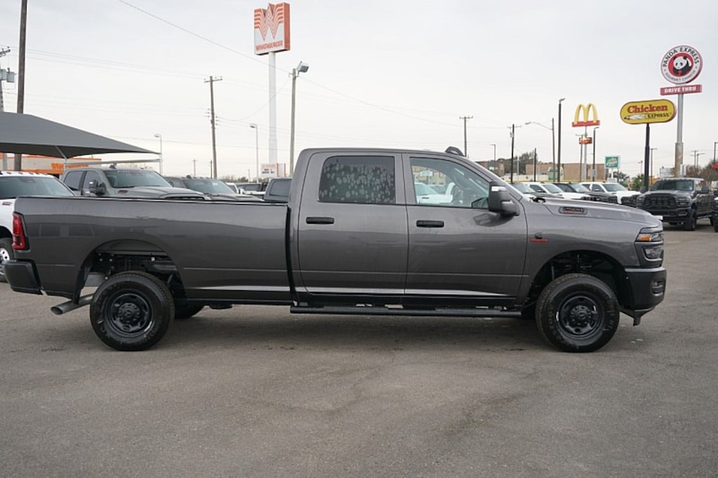 New 2026 Ram 2500 TRADESMAN CREW CAB 4X4 8' BOX Pickup