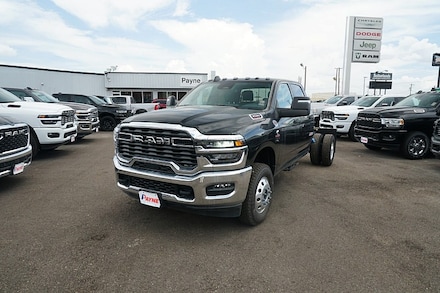 2025 Ram 3500 Chassis Cab TRADESMAN CREW   4X4 60' CA Pickup