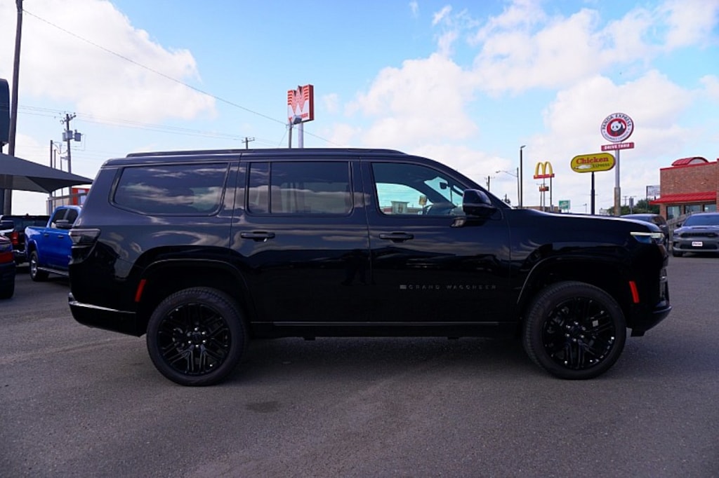 New 2026 Jeep Grand Wagoneer LIMITED RESERVE 4X4 Sport Utility